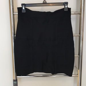 Mini pencil skirt